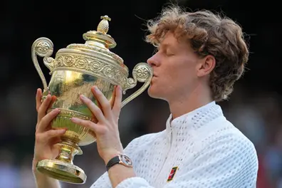 Jannik sinner defeats Alexander Zverev to win second consecutive Wimbledon title