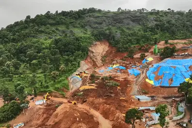 Meppadi landslide: Victim's family contrasts Congress govts in Kerala, Himachal; BJP questions Gandhis' absence