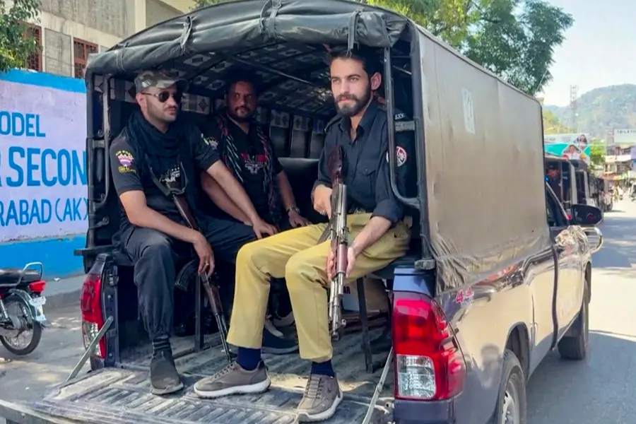 പാക് അധീന കശ്മീരിൽ പ്രതിഷേധക്കാർക്ക് നേരെ വെടിയുതിർത്ത് പാക് സൈന്യം; 6 പേർ കൊല്ലപ്പെട്ടു