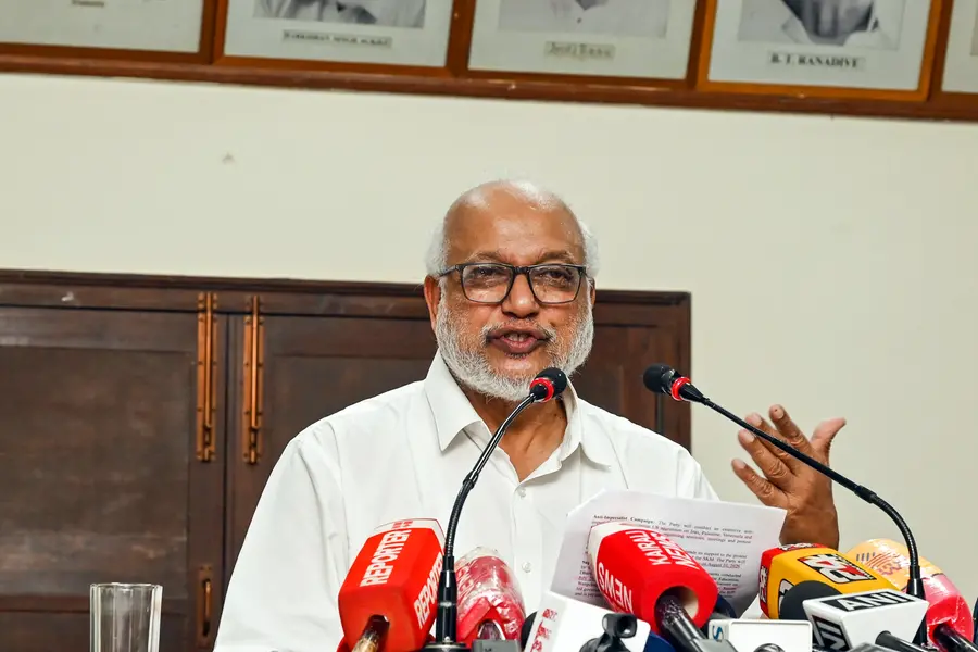 ജനങ്ങളോട് വിനയത്തോടെ പെരുമാറിയില്ല; വീഴ്ച മറികടക്കാൻ തെറ്റുതിരുത്തലിലേക്ക് സിപിഎം