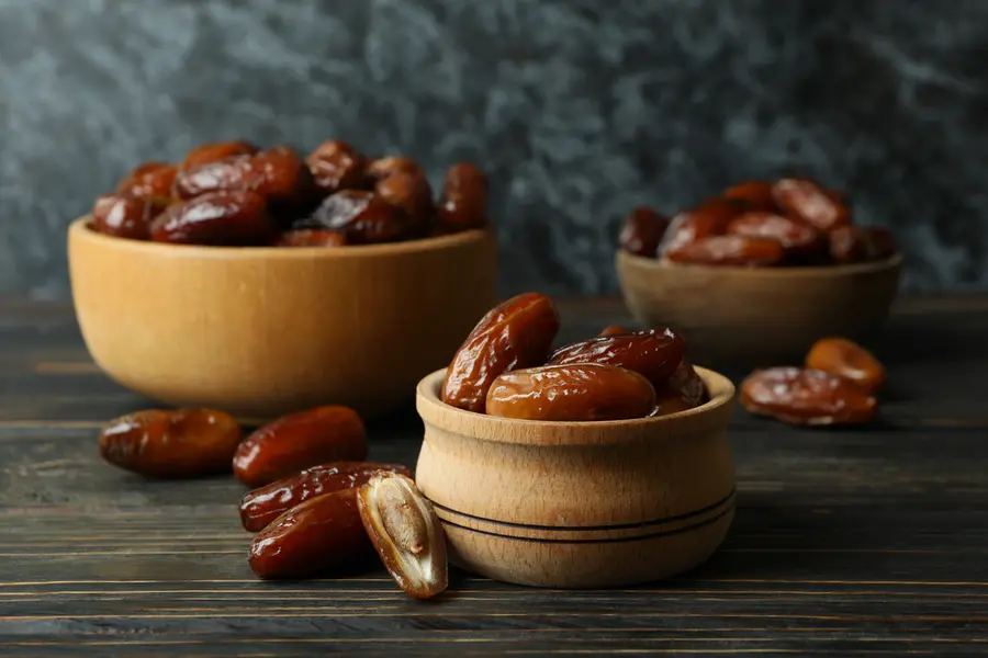 dates