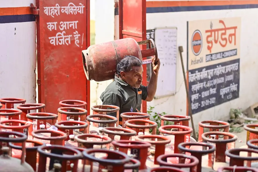 Gas cylinder.jpg