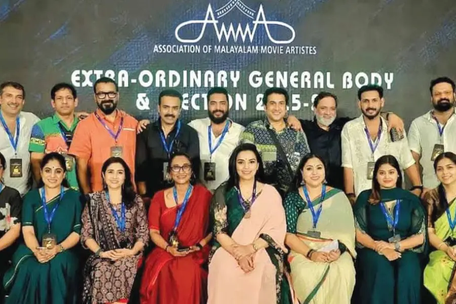 സിനിമയെ വെല്ലുന്ന ആഭ്യന്തരയുദ്ധം; ‘അമ്മ’യുടെ ഭാവി ഇനി എങ്ങോട്ട്?