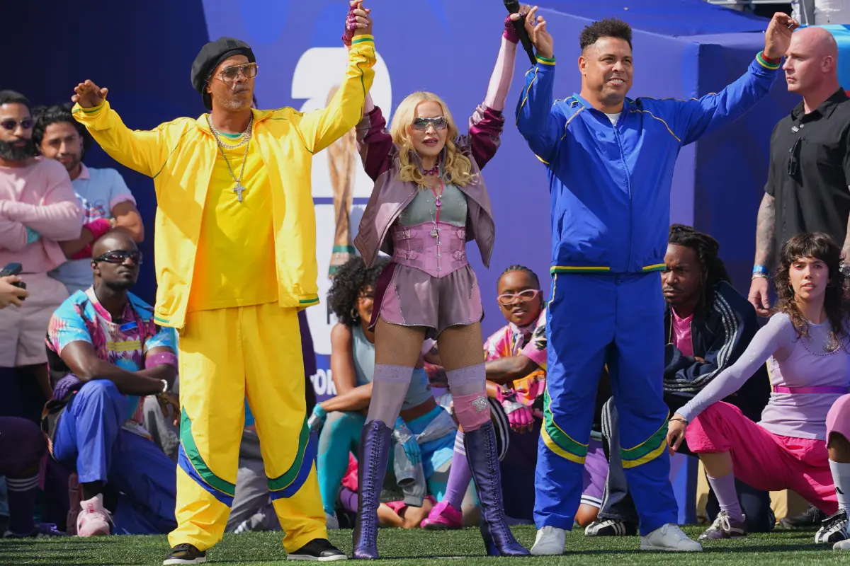 The inaugural World Cup halftime show with Madonna, Ronaldinho and Ronaldo | Image: AP