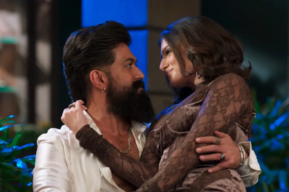The makers of Toxic have released Manamohaka, a romantic new track featuring Yash and Tara Sutaria