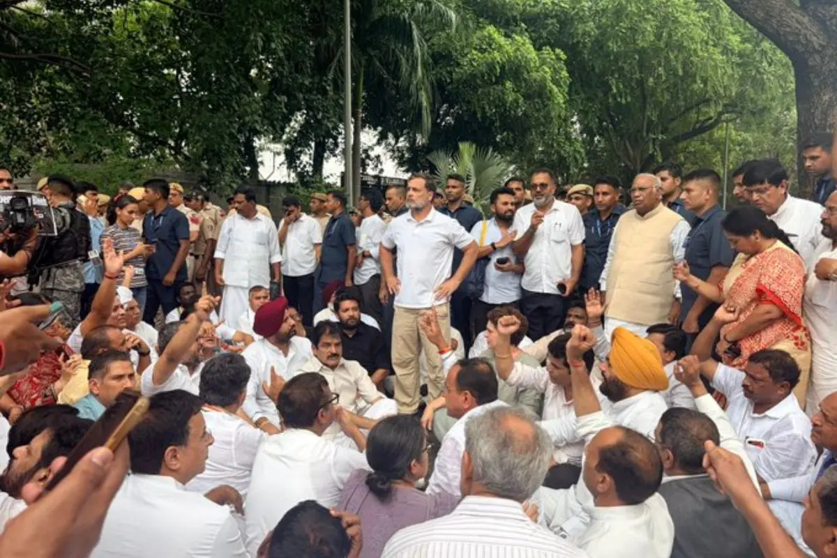 Rahul Gandhi, Priyanka Gandhi Vadra and Congress president Mallikarjun Kharge join party leaders during a protest outside Prime Minister Narendra Modi's Lok Kalyan Marg residence in New Delhi, demanding the prime minister's resignation over the police action against students protesting the alleged NEET paper leak.