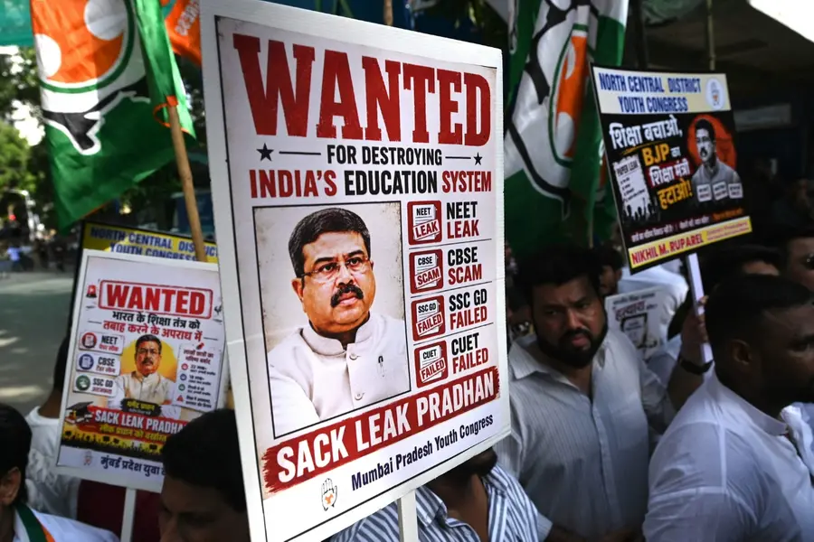 Dharmendra Pradhan protest