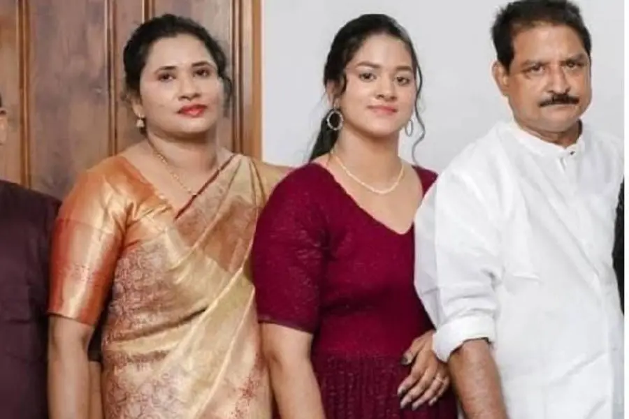 കൂരോപ്പടയിലെ കൂട്ടആത്മഹത്യ; അന്വേഷണം, മരിച്ച വീട്ടമ്മയുടെ പണമിടപാടുകളിലേക്ക്