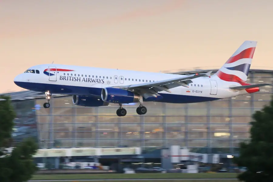 British Airways investigates mid-air food poisoning incident affecting three pilots on Hyderabad London flight