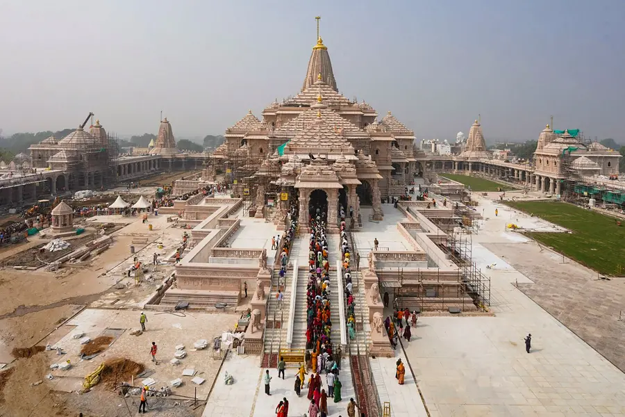 Ayodhya Ram Temple Trust Forms 9-Member Monastic Committee and Receives Over 5,500 CEO Applications