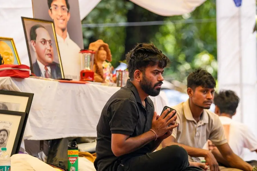 സംഘാടകരുമായി അകലുന്ന ആൾക്കൂട്ടം നുഴഞ്ഞുകയറുന്നുവോ; ജന്തർ മന്തറിൽ പ്രതിഷേധം വഴിമാറുന്നുവോ?