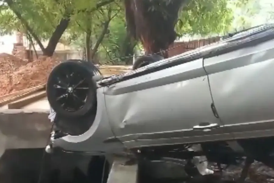 Car involved in the accident in Delhi