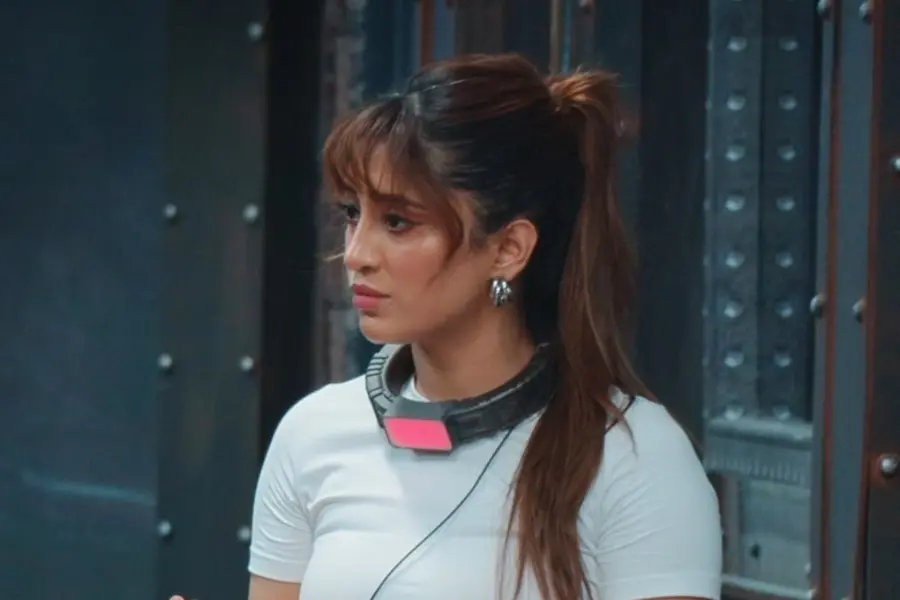 Is Lock Upp 2 scripted? Viral clip of Shivangi Joshi's hairstyle switch sparks debate | WATCH