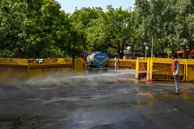 Delhi returns to normal as CJP withdraws protest, internet restored, Metro reopens