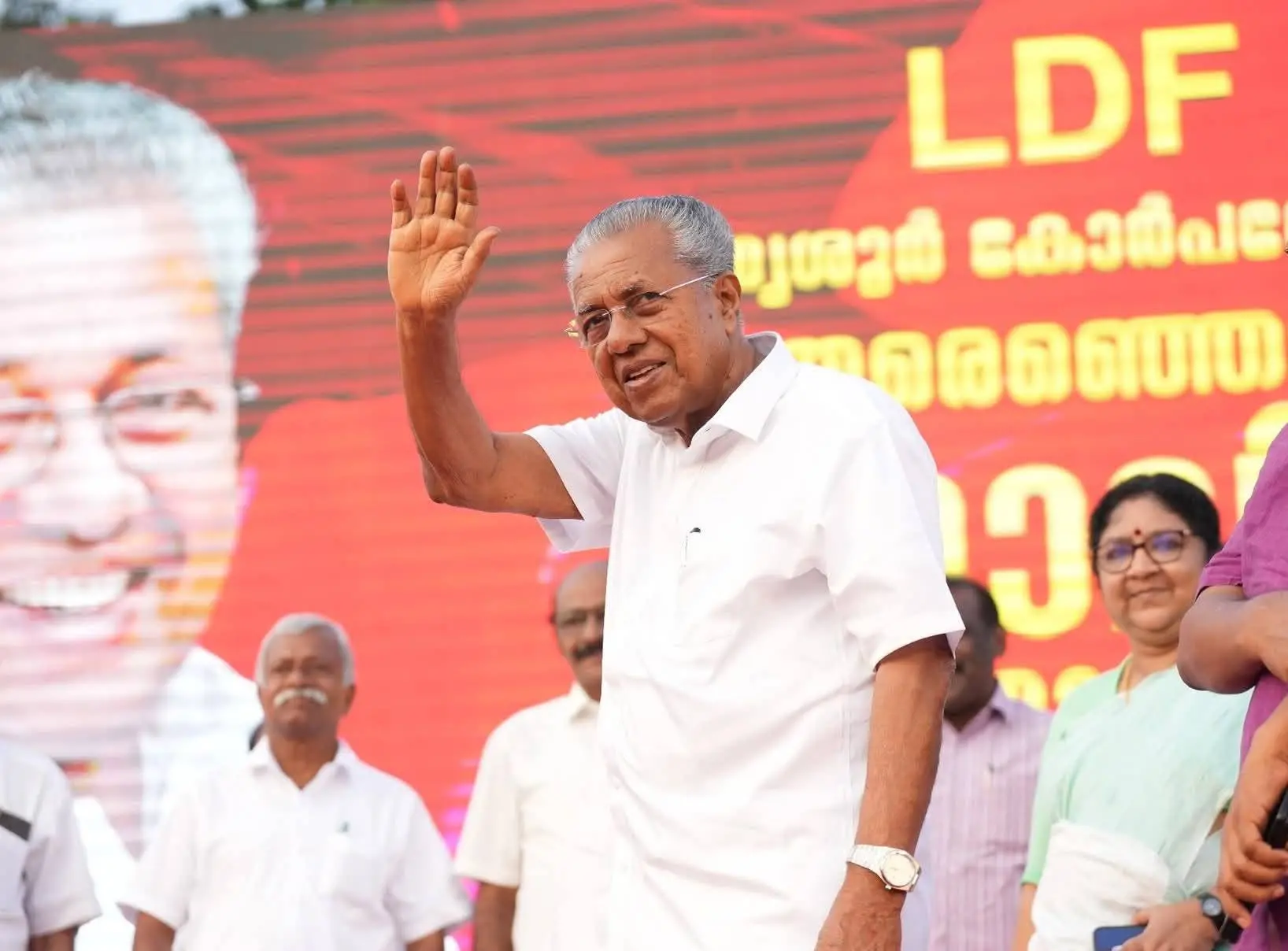 പിണറായി വിജയന്‍
