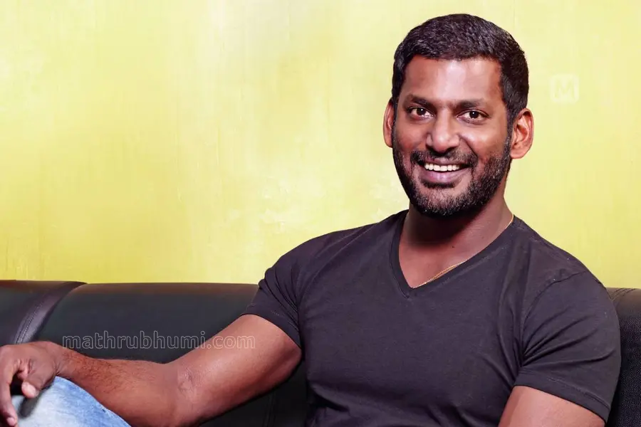 രാഷ്ട്രീയ പ്രവേശത്തിന് വിശാലും?; ധനുഷിന് പിന്നാലെ നടന്റെ പ്രസംഗത്തിൽ വ്യാപക അഭ്യൂഹം