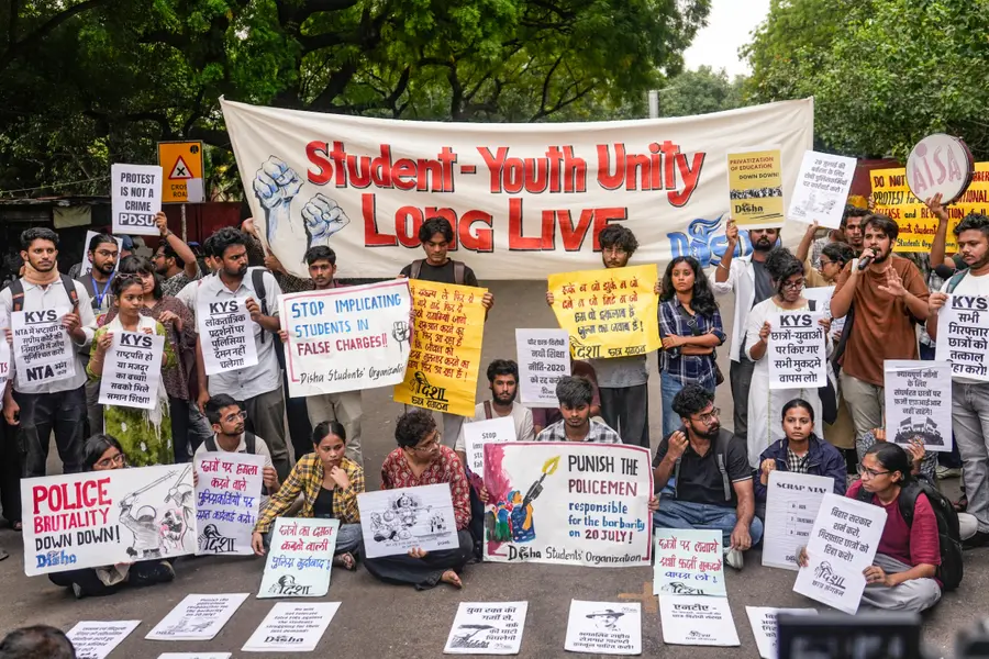 Student Bodies March to Jantar Mantar, Slammed CJP for Ending NEET Protest Too Soon