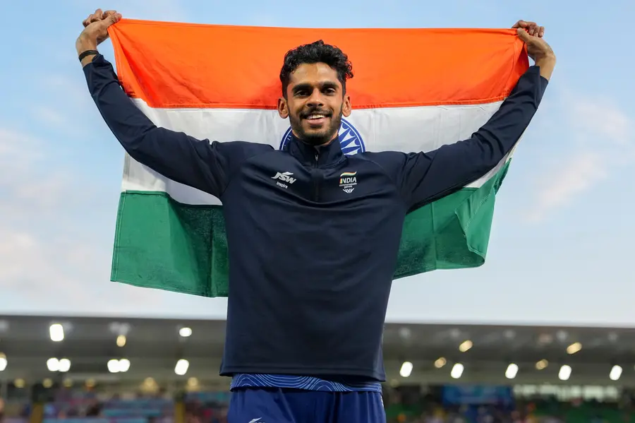 'അമ്മാ, ഗോൾഡാക്കണമെന്നായിരുന്നു ആഗ്രഹം, അടുത്ത തവണ പിടിക്കാം'