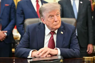 Trump says deal reached for Hamas to disarm, Israel to exit Gaza