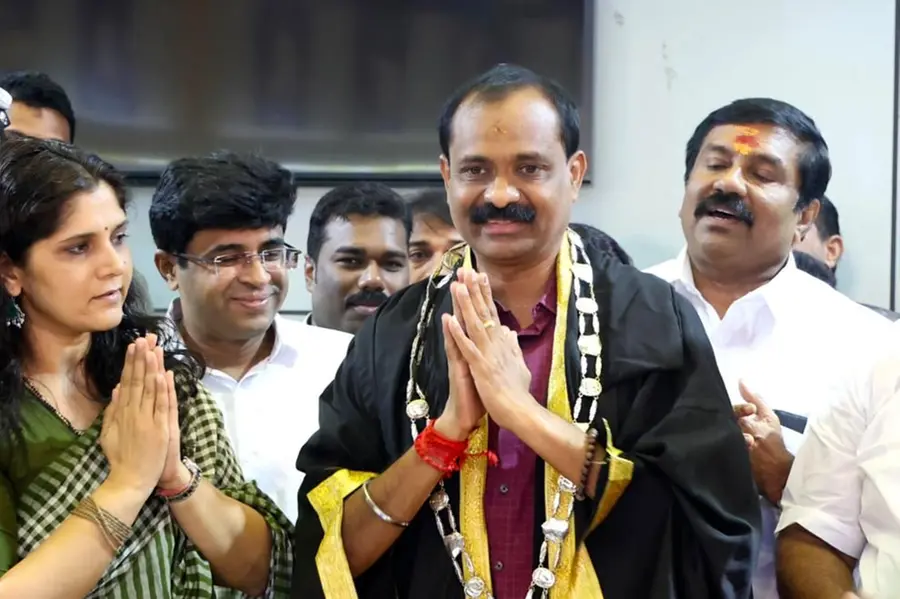 mayor vv rajesh