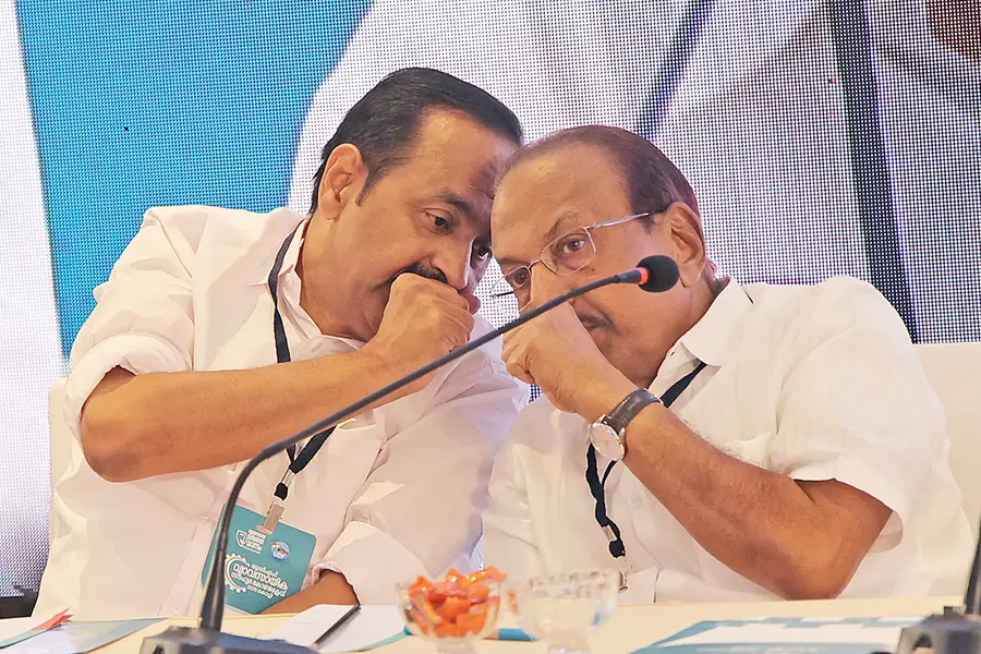 പിഎം ശ്രീ; വെട്ടിലായി ലീഗ്, UDFൽ ചർച്ച നടന്നിട്ടില്ലെന്ന് കുഞ്ഞാലിക്കുട്ടി, 'വാർത്ത നൂറുശതമാനം കളവ്'