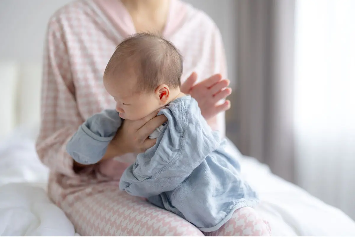 How to burp a baby correctly: Different positions every new parent should know