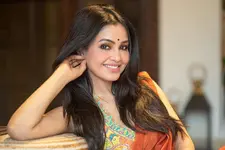 'ബൈക്കിൽ അയാളെന്നെ പിന്തുടർന്നു, കെട്ടിടങ്ങളിൽ ഞങ്ങളുടെ പേരുകൾ എഴുതി'