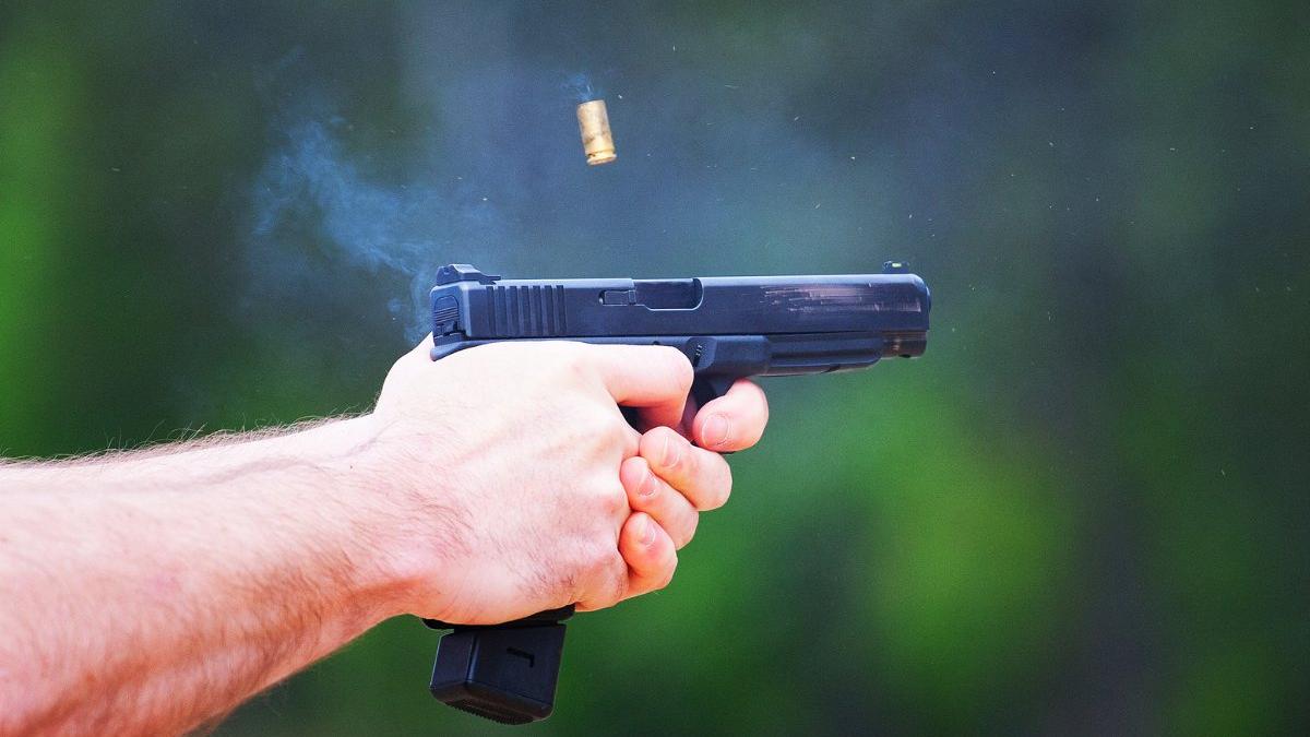 Idaho In-N-Out burger shooting: Multiple dead, gunman among those killed