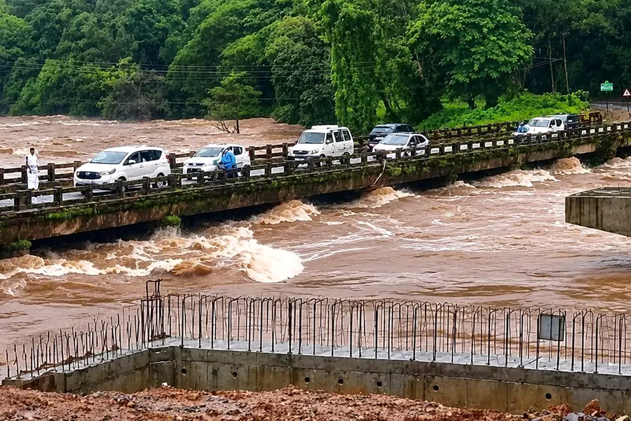 Heavy rains in Karnataka killed three people, disrupted train services and boosted reservoir levels
