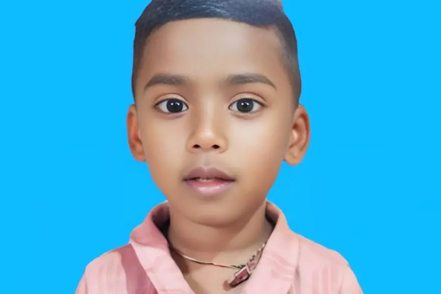 ചിപ്സ് പാക്കറ്റിലെ കളിപ്പാട്ടപ്പന്ത് വിഴുങ്ങി അഞ്ചുവയസ്സുകാരന് ദാരുണാന്ത്യം