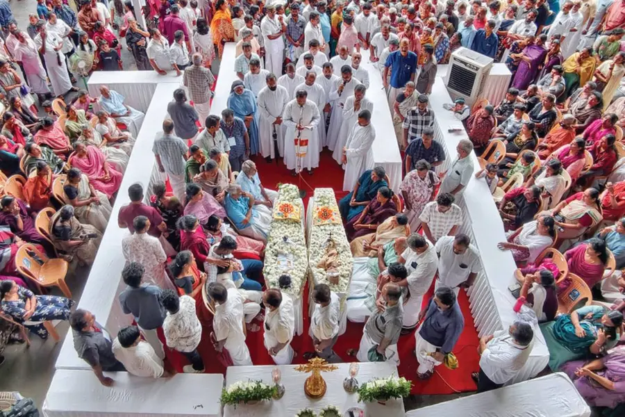 Kerala landslide tragedy: Payyanithottam village bids tearful farewell to mother and son