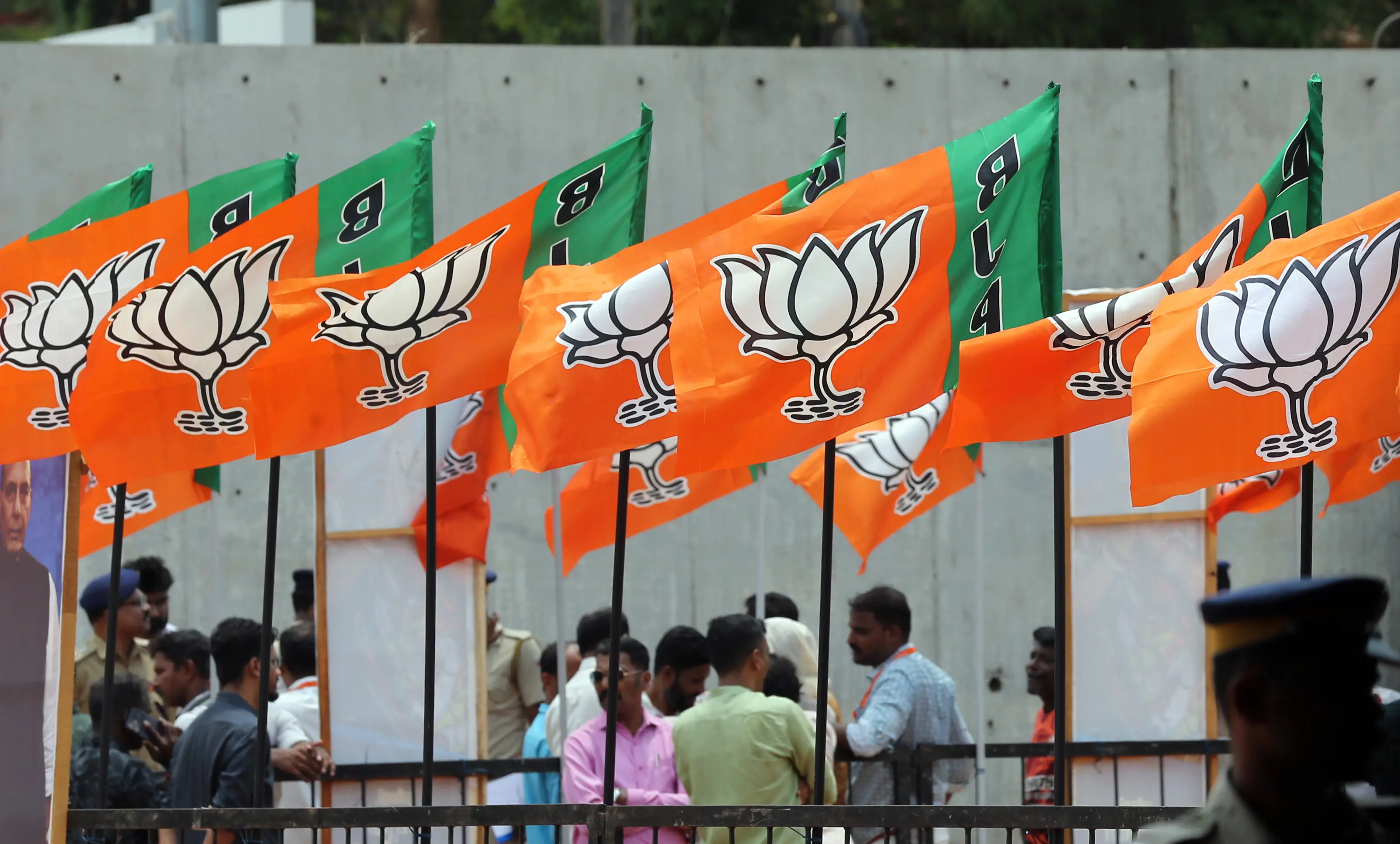 Gujarat Manjalpur bypoll result