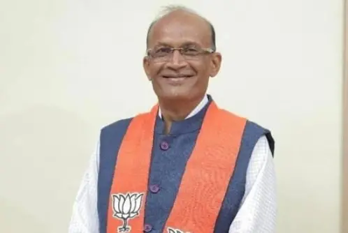 BJP's Satish Patel won Gujarat Manjalpur bypoll | Photo: IANS