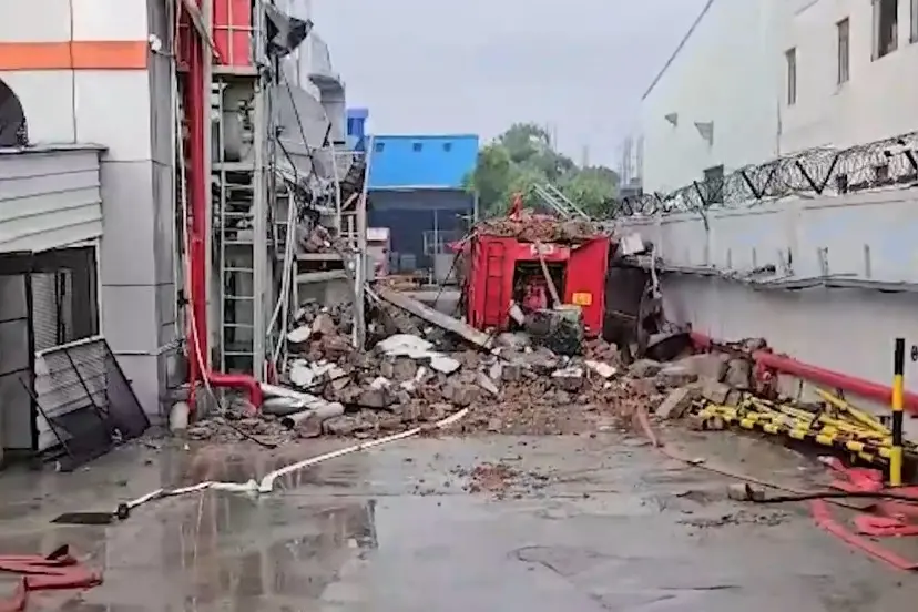 major fire broke out late Monday night at ILGIM Company, an electronic chip manufacturing unit, in the Ecotech-3 Police Station area