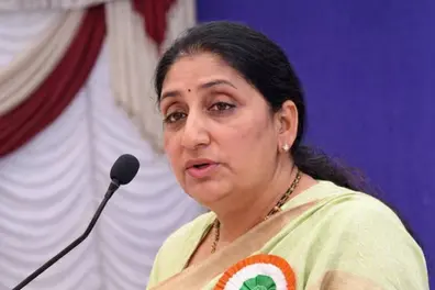 Congress uses 'Gungi Gudiya' barb on Sunetra Pawar; NCP reminds of attack on Indira Gandhi