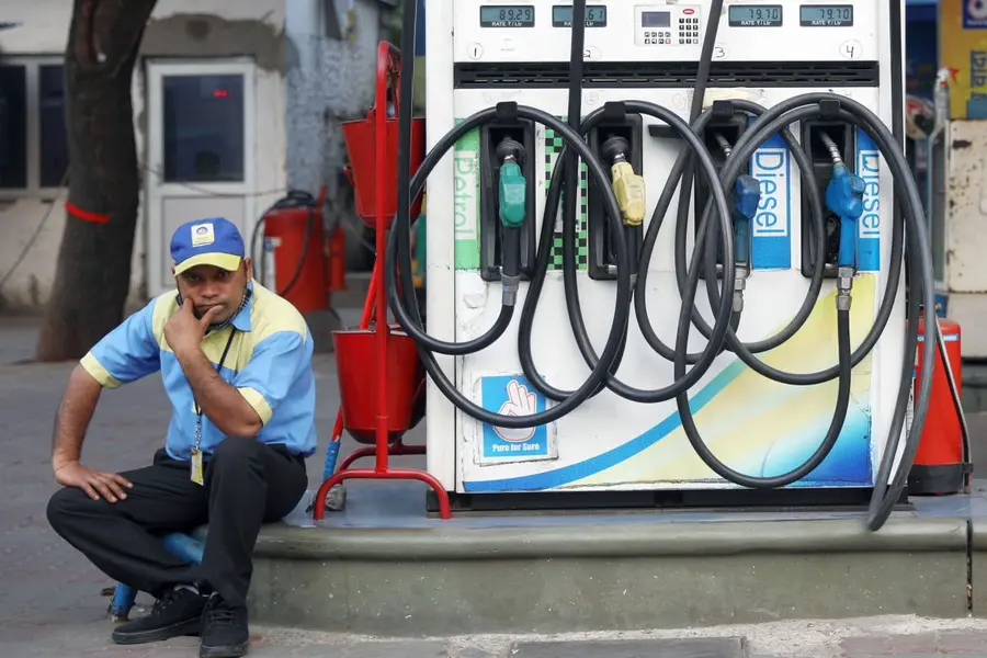 No insurance, no petrol: Supreme Court asks Centre to test pilot project