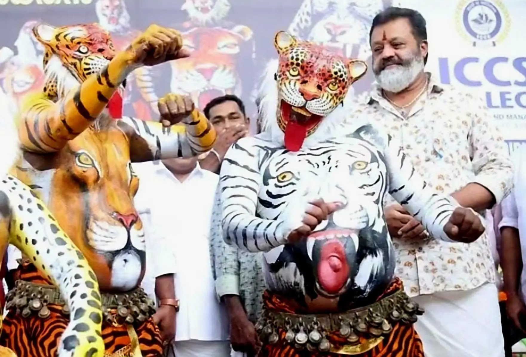 സുരേഷ് ഗോപി ഫെയ്സ്ബുക്കിൽ പങ്കുവെച്ച ചിത്രം