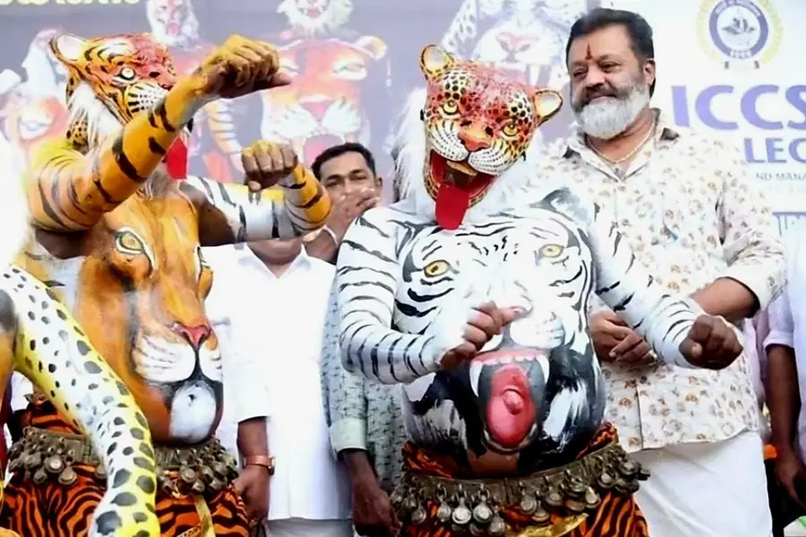suresh_gopi_pulikali