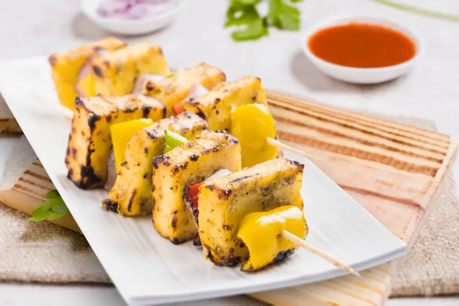 Maharashtra Bans Analogue Paneer: Know the Risks and Identification Tips