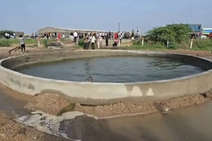 mysterious well in Virparda village