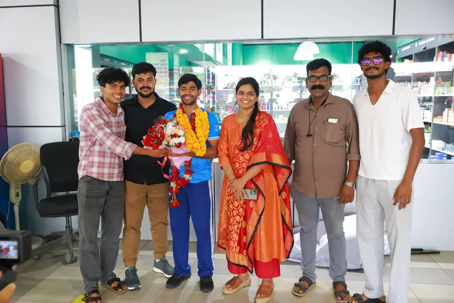 കോമൺവെൽത്ത് ഗെയിംസ് മെഡൽ ജേതാവ് മുഹമ്മദ് ബാസിലിന് സായ് തിരുവനന്തപുരം കേന്ദ്രത്തിൽ ഉജ്ജ്വല സ്വീകരണം