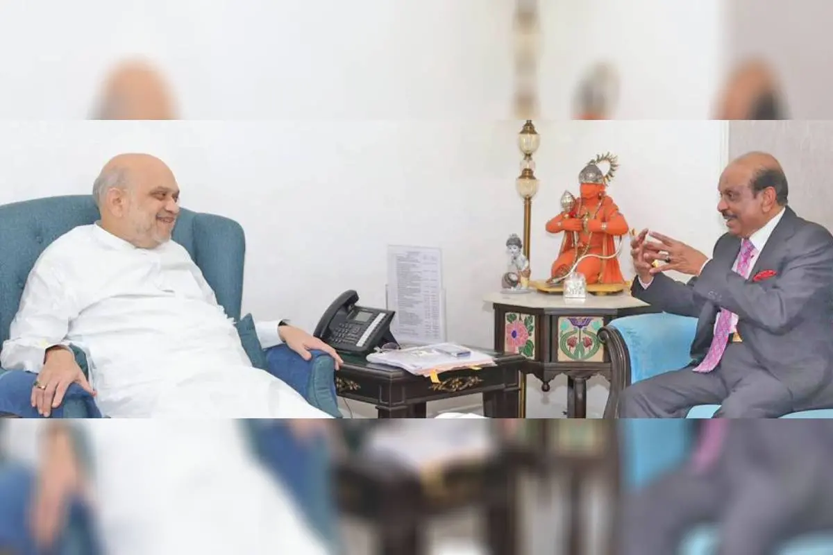 കേന്ദ്ര ആഭ്യന്തരമന്ത്രി അമിത് ഷായുമായി ലുലു ഗ്രൂപ്പ് ചെയർമാൻ എം.എ. യൂസഫലി കൂടിക്കാഴ്ച നടത്തുന്നു