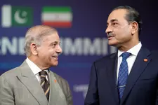 'ജനാധിപത്യത്തിന്റെ മുഖംമൂടിയിട്ട സൈനിക ഭരണം വരും', പാകിസ്താനിൽ അട്ടിമറിയുണ്ടാകുമെന്ന് അഭ്യൂഹം