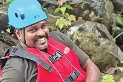 Disrespect to mortal remains of rescuer Rajesh: Payyannur Tehsildar suspended