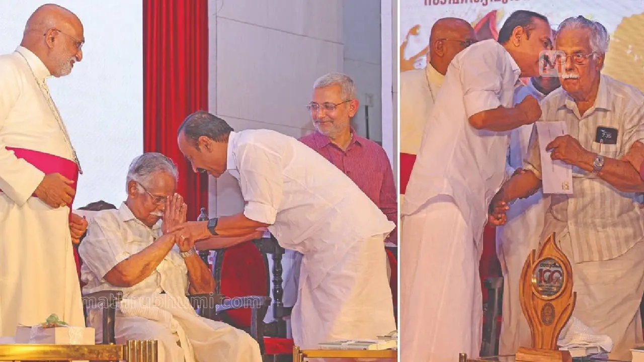 സത്യദീപം സാഹിത്യപുരസ്‌കാര വേളയില്‍ ടി. പദ്മനാഭവും മുഖ്യമന്ത്രി വി.ഡി സതീശനും . സിറോ മലബാര്‍ സഭ മേജര്‍ ആര്‍ച്ച് ബിഷപ്പ് മാര്‍ റാഫേല്‍ തട്ടില്‍, ജസ്റ്റിസ് കുര്യന്‍ ജോസഫ് എന്നിവര്‍ സമീപം.