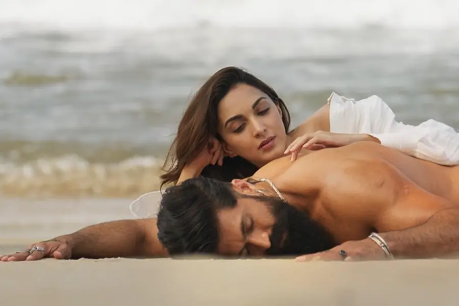 ‘We are ahead of times’: Yash defends Kiara Advani from trolling over Toxic's intimate scenes
