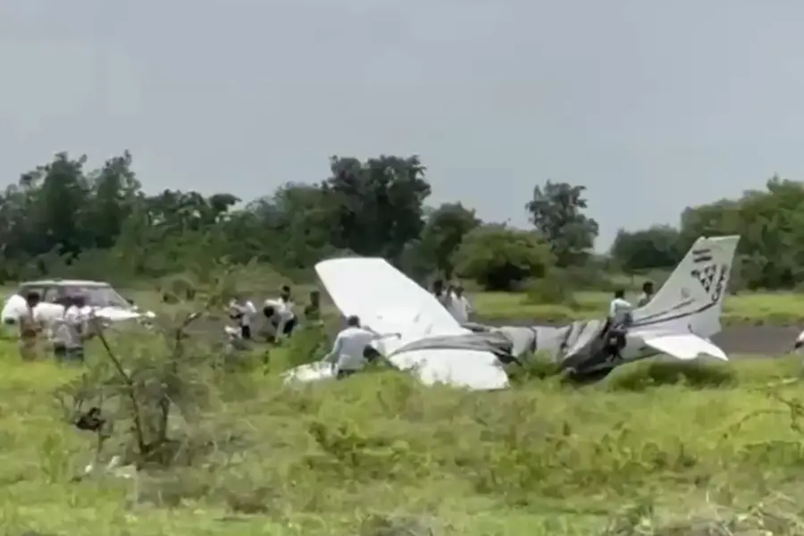 Pune plane crash