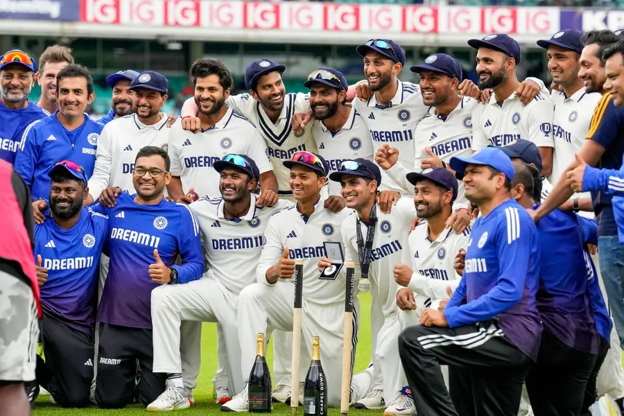 TEST CRICKET.jpg