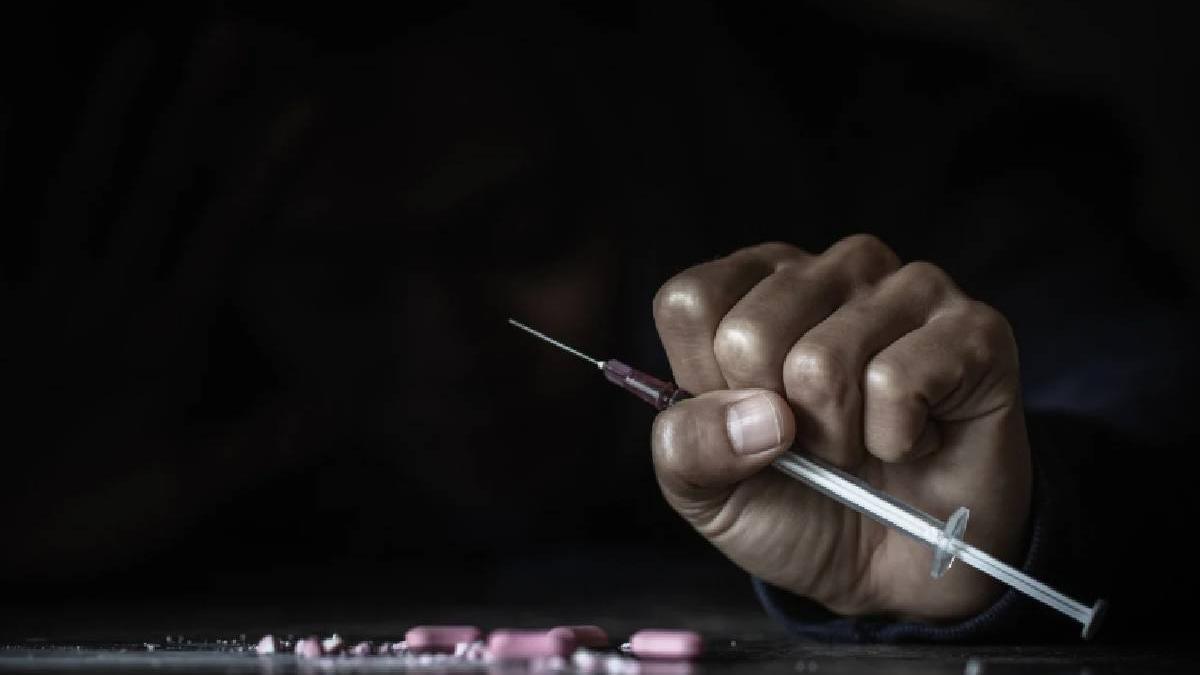 കുട്ടിക്കാല മാനസികാഘാതം ലഹരിയിലേക്ക് നയിക്കുന്നു