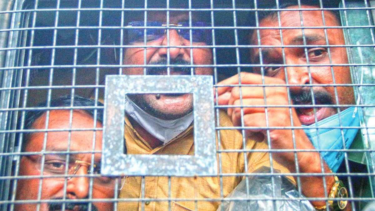 മുട്ടിൽ മരംമുറി കേസ്: ആന്റോ അഗസ്റ്റിനും ജോസ്കുട്ടിയും കീഴടങ്ങി